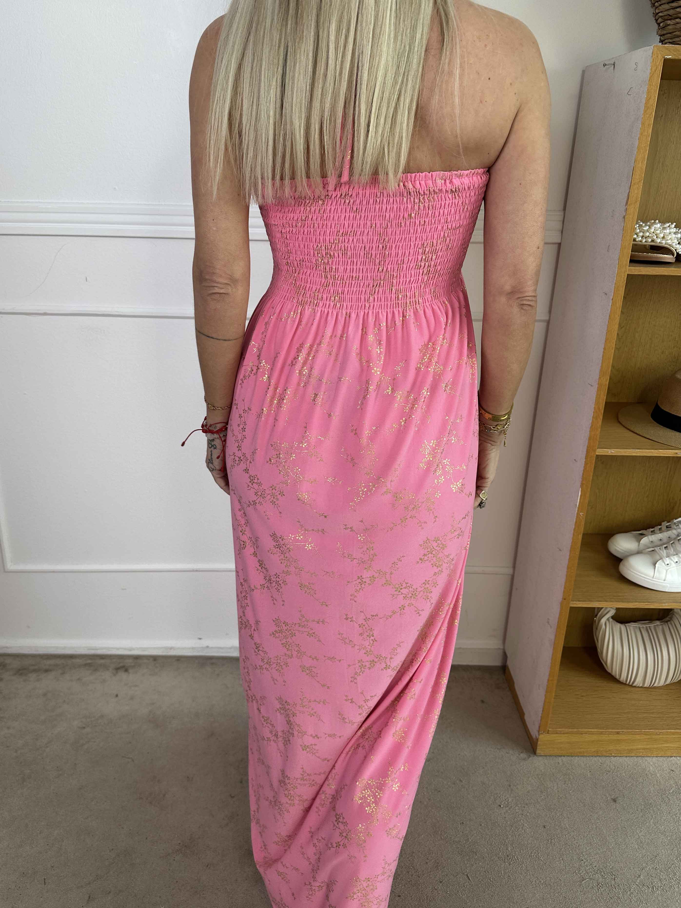 Lainey - Lang kjole med guldprint og smock henover brystet